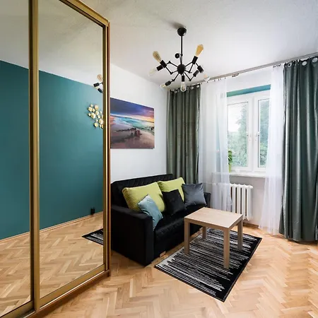 Metro Natolin Comfort 公寓